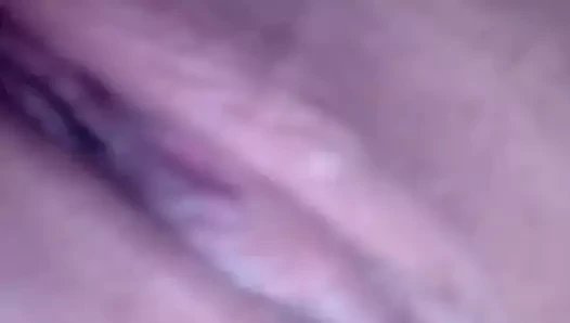 40yo Asya kadın webca üzerinde onu ıslak kedi 32yo genç adam gösterir