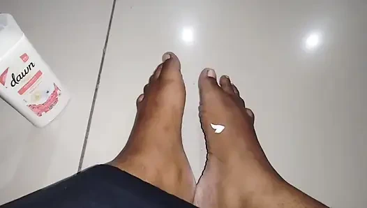 Une compilation de mes dernières vidéos pour vous tous les amateurs de pieds fins pour profiter.