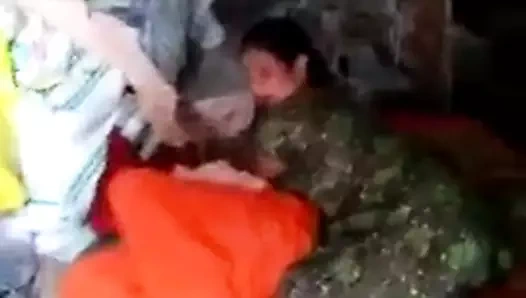 TOBOLE YATACANIS 5 TL YE YANIMDA BEN DE SIKECEM GOTEN OROSPU