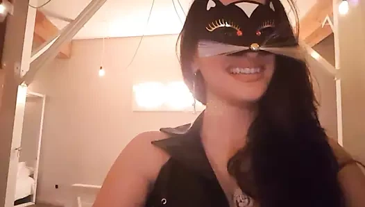 Princess Marx ballbusts Andrea Dipre