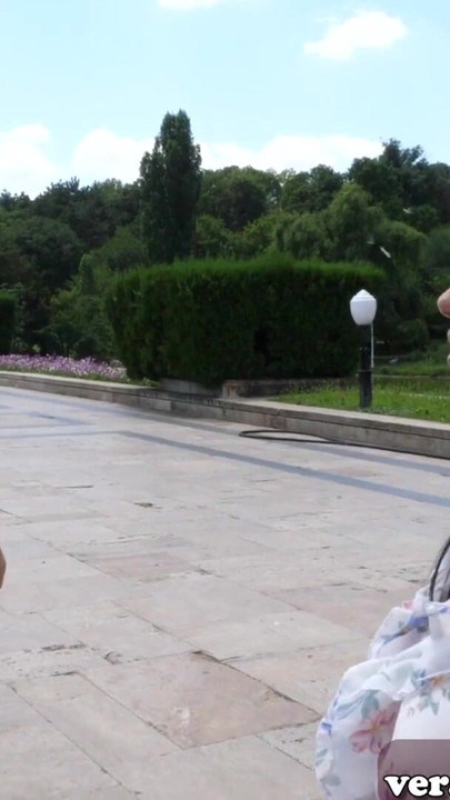 Alman turist tatilde yaklaştı ve anal sikildi | Klip 1