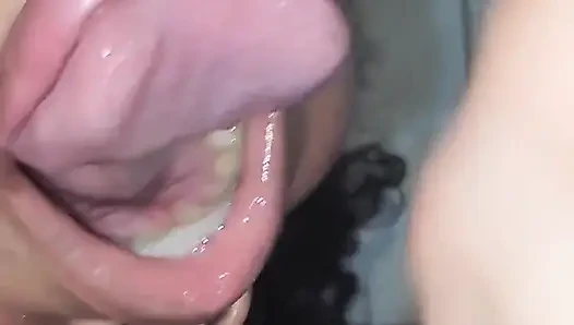 Ağzına boşalana kadar gırtlağına kadar baş aşağı