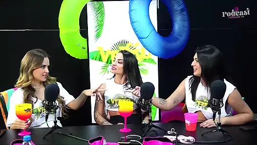 Pagode Da Ofensa - Ep. Summer California: Agnes, Clara Wellen and Monique Bertolini