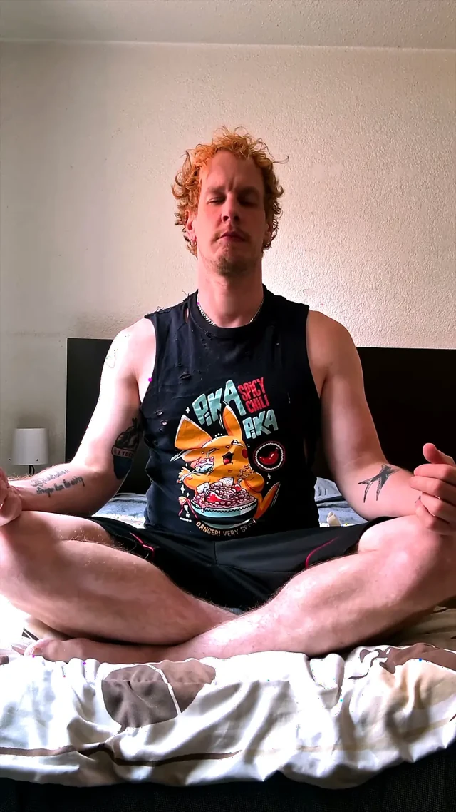 Sert yarak meditasyonu 31 talimatı - erotik nefes alma, meme ucu oyunu, yarak okşama, boşalma öncesi yeme