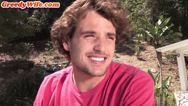 Frustrated MILF in sexy bikini fucking the pool boy