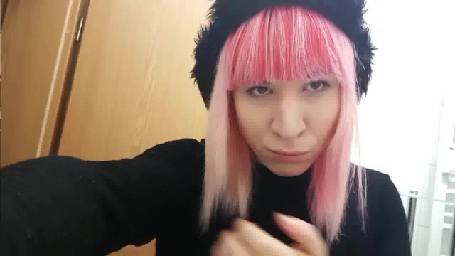 Dünyanın en tatlı çocuğu amotaris chris pembe saçlı seksi