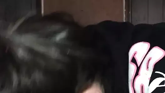 Hamile bir beyaz hile bebek zeka ve ırklararası porno yapıyor