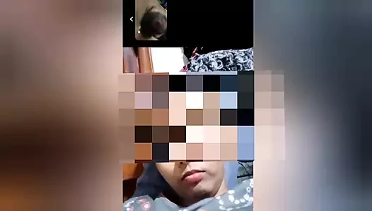 Hintli evli kadın seks yapıyor