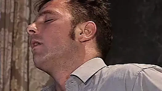 Güzel Nikky Anderson, giderek ateşli ve istekli