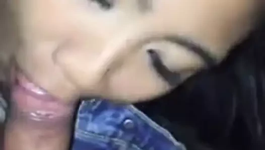 Eski Asya kız arkadaş oral seks