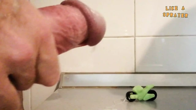 handjob ve twinks üzerinde bir motosiklet