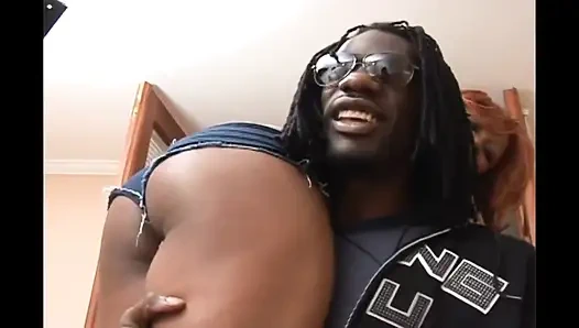 Siyah daha iyidir - sahne #04