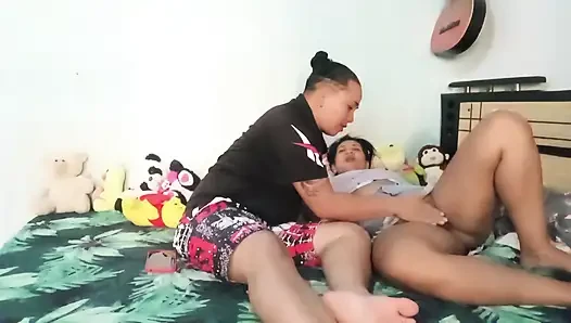 Bu ateşten kurtulmak için Michel'in fahişesini çağırıyorum