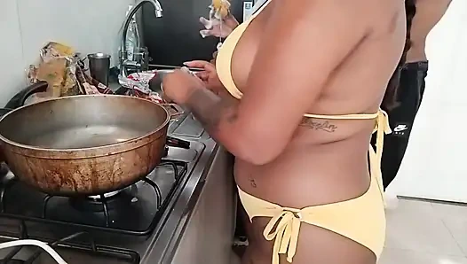 Sezon 4 - Lil Latina'nın 50 Tonu 6