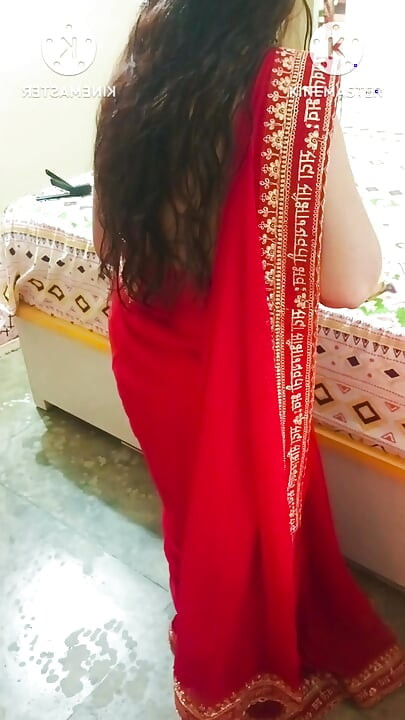 Pankhuri kunal kırmızı otel odasında çekim