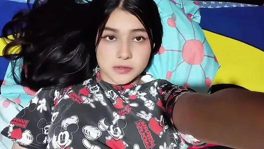 Kocamın arkadaşıyla evde yokken görüntülü görüşme