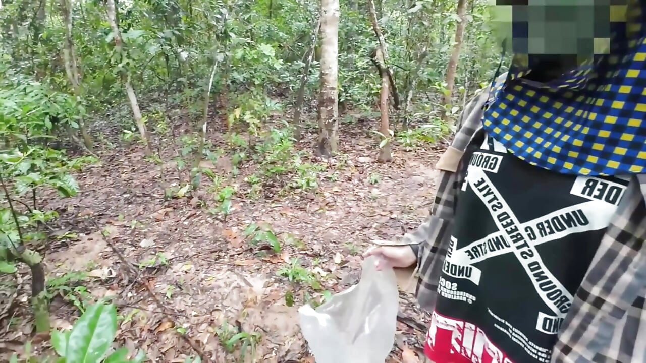 Thai girls walking and talking and picking mushrooms in the forest, secretly showing in the deep forest Clear Thai voice