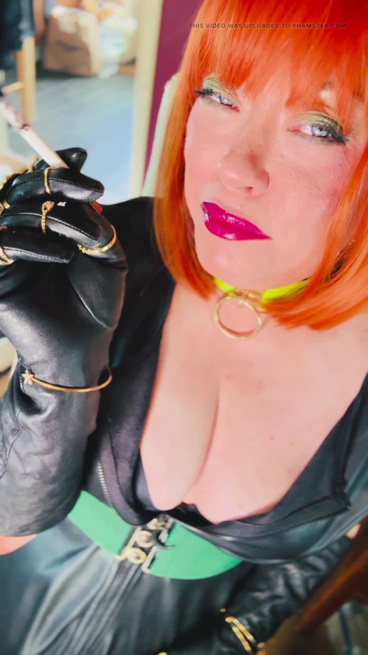 Who Doesn't Love This British Tart Smoking For You In Leather Gloves & Rings! Tina Snua Smoker