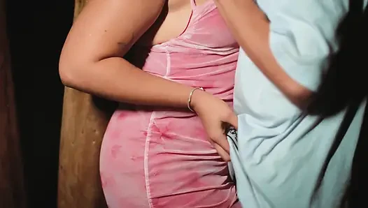 Parti bahçesinde amımı arkadaşıma verdim