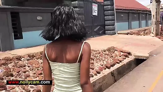 Amcığım sikini hissediyor, bu şekilde amımdaki doğru duvarlara vuruyorsun