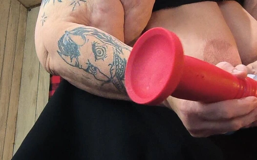 Havada büyük göt yarağa biniyor döl her yere sarkıyor