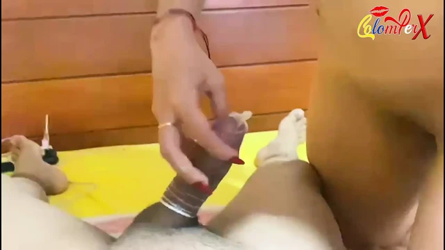 Latin kovboy kız bakış açısı - Kolombiyalım bana derinden biniyor ve durmadan inliyor - colomperx