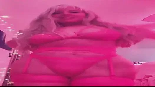 Üvey annenin büyük götünü geri almak istediğini biliyorsun.. Kimseye söylemem. Sırları sever misin?