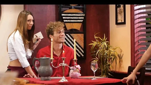 Masanın altında ödeme