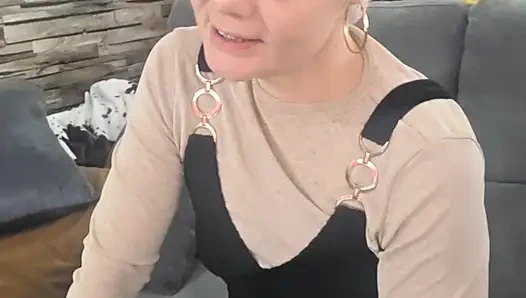 İyi Bir Penis Emiyorum Ve Beni MILF Ahlaksız Vajinamı Siktiriyorum