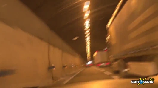 Arezzo'nun kaltakları: güçlü şeyler (tam film cento x cento)