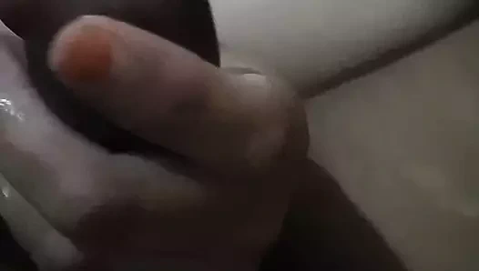 Karımı en iyi arkadaşımla sikişirken kaydettim