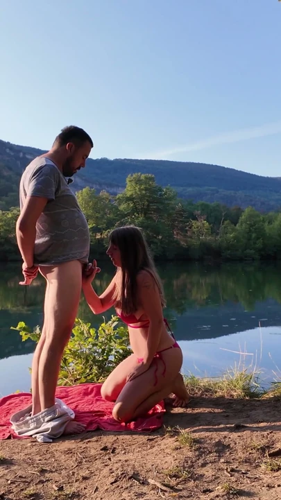 Gerçek çift vahşi kamp - doggy ve creampie temizliği | Klip 1