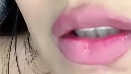 Çılgın latin hemşire ereksiyonunuzu hissetmek istiyor - sarmaşık flores sızıntısı