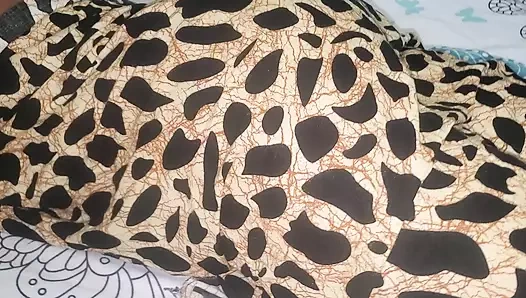 Adam olmadan amımı yatağımda sikiyorum amcığım ateşli