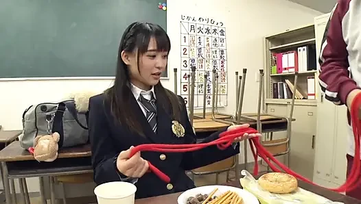 Bağlı idol tatlı kız - elektrikli azdırma ve blushing doruk noktası