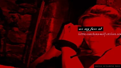 Bdsm köle küçük güneş milf hızlı açık darbe iş