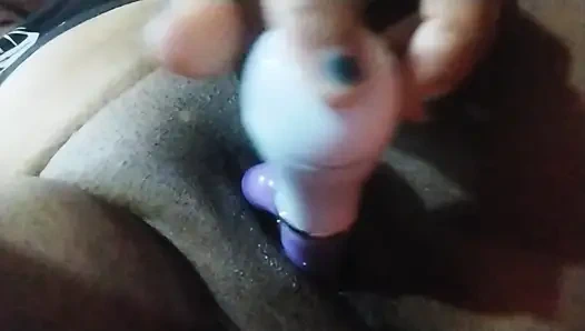 Tek başına oynuyor ve zengin oluyor