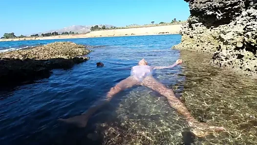 Beyaz elbise fetişi