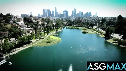 Yan odada stüdyolar - dövmeli kaslı adamlar - nico coopa eski sevgilisinin yeni erkek arkadaşını sikiyor