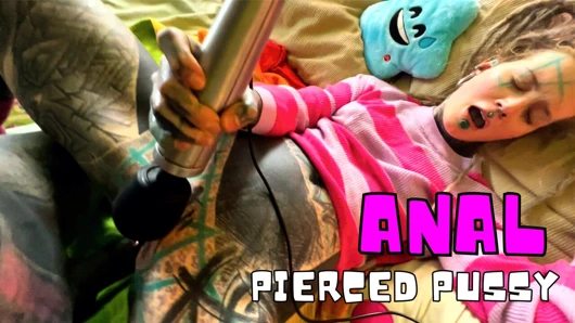 POV Исследуя мои новые пирсинговы киски - Мое путешествие с пирсингом и удовольствием