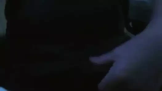 siyah ve kırmızı oynuyor