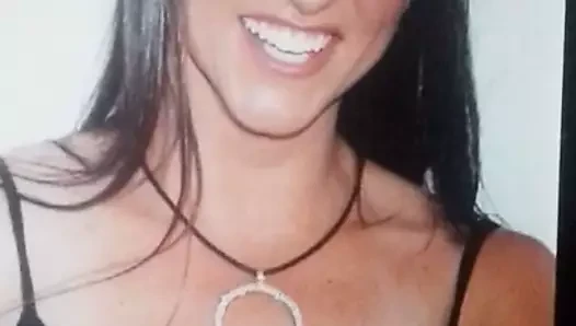 Stephanie mcmahon boşalma anısına 02