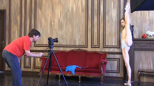 Benim için esnek ve çekici balerin annett şeritleri. bölüm-1