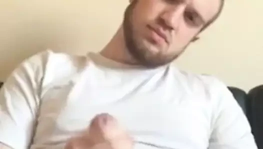 Sacudinho tocando uma bronha