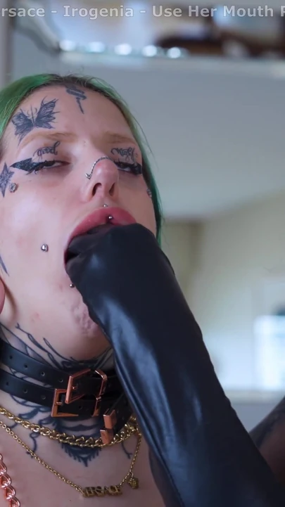 Lezbiyen BDSM: Derin Boğaz ve Boğaz Fırtlaması