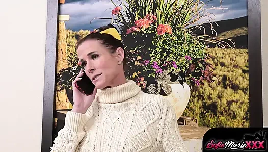 Esmer orta yaşlı seksi kadın Sofie Marie vahşi sansasyona teslim olmayı bırakamıyor