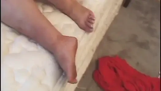 Büyük şişman orta yaşlı seksi kadın amında büyük yarağı seviyor