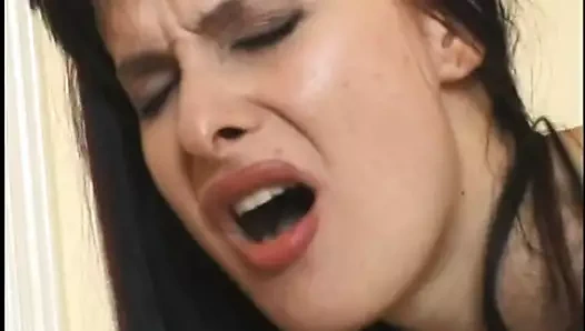 siyah erkek berbat göt bu azgın bebeğim sonra matkaplar onu içinde yatak odası