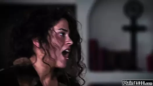 Kadın serseri kullanılmış prezervatifle hamile kaldı ve adamla yüzleşti