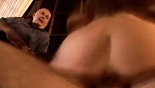 Karısını yeni erkek ve eğlence ile sallamak için alıyorum